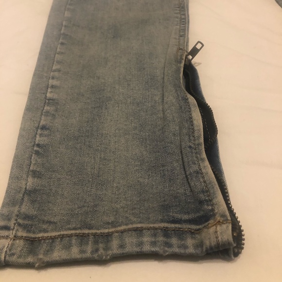 Jeans - Picture 5 of 7